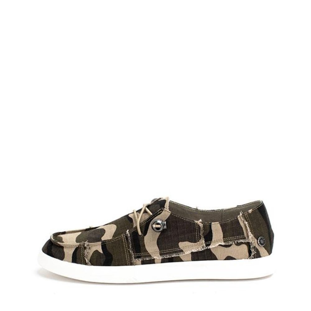 Yellow Box  Sneaker OLSEN Camo Medium Width FIRM PRICE ( no bargains)